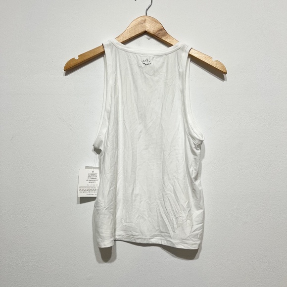 NEW Beyond Yoga Featherweight Rebalance Sleeveless Crew Neck Tank Solid White XS - Picture 4 of 4